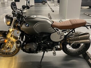 2017 BMW R Nine T Scrambler, серый, 999999 рублей, вид 1