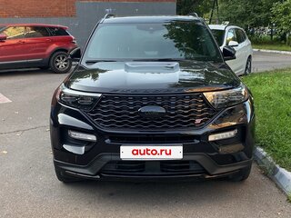 2021 Ford Explorer VI, чёрный, 3700000 рублей, вид 3