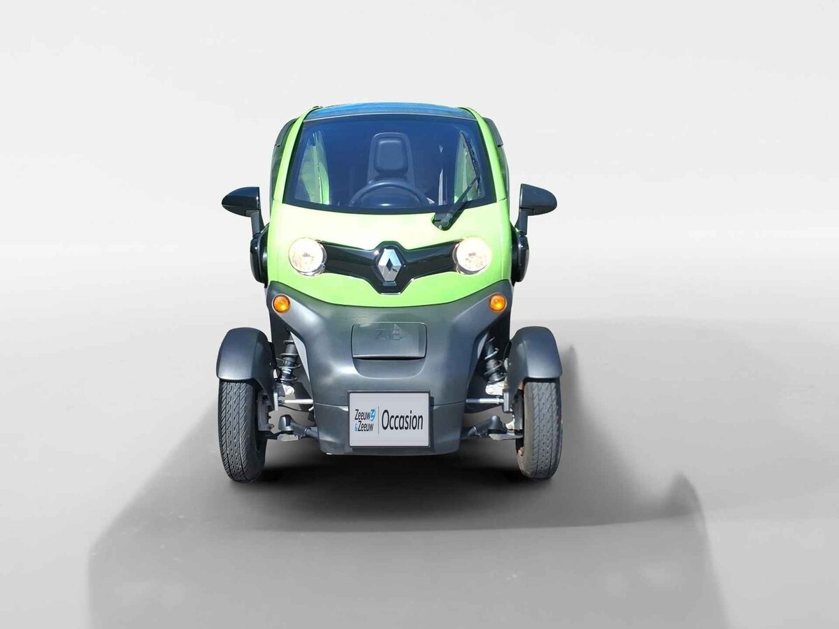 Открыть фотографии: Renault Twizy