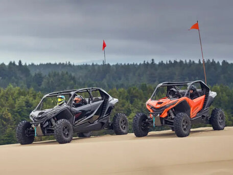 2026 CFMoto Z10 EPS, оранжевый, 3379900 рублей, вид 2