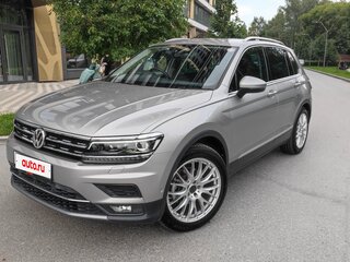 2018 Volkswagen Tiguan II, серый, 2200000 рублей, вид 2