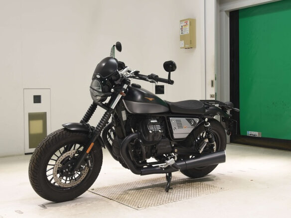 2023 Moto Guzzi V 9, чёрный, 810000 рублей - вид 3
