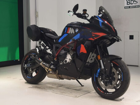 2024 BMW M 1000 XR, чёрный, 2850000 рублей, вид 1