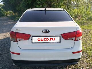 2016 Kia Rio III Рестайлинг, белый, 1067000 рублей, вид 3