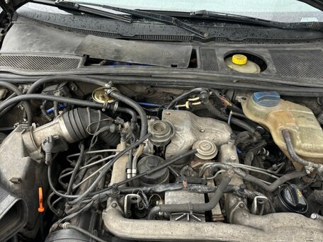 2000 Audi A6 II (C5), серебристый, вид 5