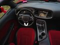 2017 Dodge Challenger III Рестайлинг 2, красный, 3719000 рублей - вид 7
