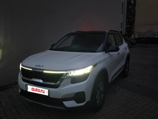 2022 Kia KX3, белый, 2500000 рублей, вид 2