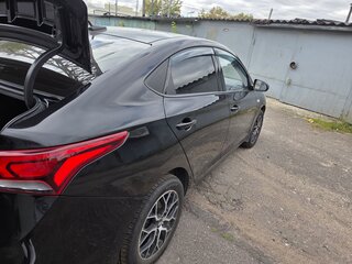 2019 Hyundai Solaris II, чёрный, 1100000 рублей, вид 3