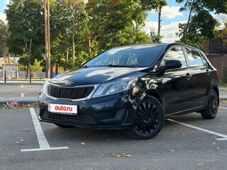 2013 Kia Rio III, чёрный, 720000 рублей, вид 1