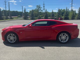 2019 Chevrolet Camaro VI Рестайлинг, красный, 2900000 рублей, вид 3