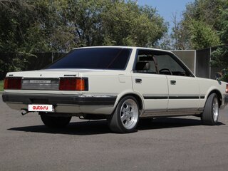 1983 Nissan Cedric VI (Y30), белый, 570000 рублей, вид 4