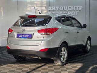 2010 Hyundai ix35 I, серебристый, 1349000 рублей, вид 2