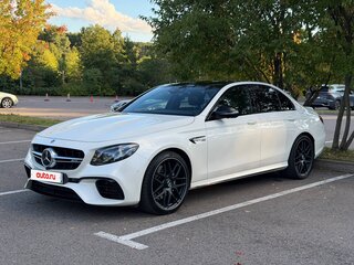 2018 Mercedes-Benz E-Класс AMG 63 AMG V (W213), белый, 7300000 рублей, вид 1