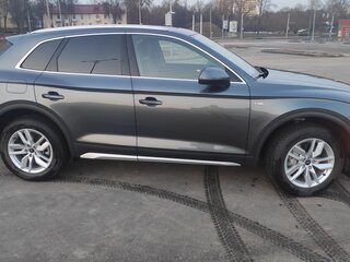 2024 Audi Q5 45 TFSI II (FY) Рестайлинг, серый, 3550000 рублей, вид 5