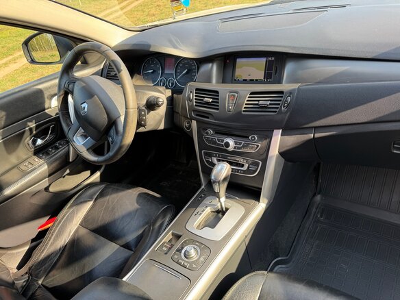 2013 Renault Latitude I, белый, 1050000 рублей - вид 8