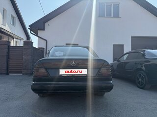 1989 Mercedes-Benz W124 200, чёрный, 128000 рублей, вид 5