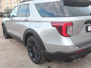 2019 Ford Explorer VI, серебристый, 2815467 рублей, вид 5