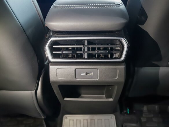 2026 Geely Cityray, серый, 3345000 рублей - вид 16