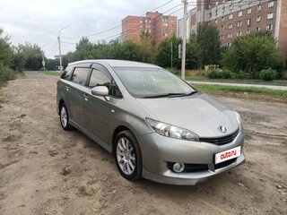 2012 Toyota Wish II, серебристый, 1300000 рублей, вид 2