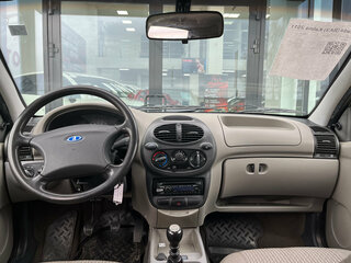 2011 Lada (ВАЗ) Kalina I, зелёный, 280000 рублей, вид 4