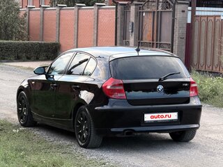 2008 BMW 1 серии 116i I (E81/E82/E87/E88) Рестайлинг, чёрный, 565000 рублей, вид 1