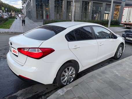 2014 Kia Cerato III, белый, 869000 рублей, вид 5