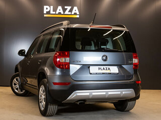 2017 Skoda Yeti I Рестайлинг, серый, 1349000 рублей, вид 3