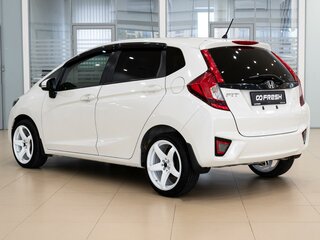 2016 Honda Fit III, белый, 999000 рублей, вид 2