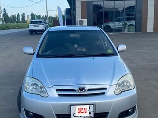 2002 Toyota Corolla Runx IX (E120, E130), серебристый, 400000 рублей, вид 2