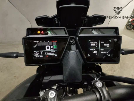 2024 Yamaha MT-09 Tracer (FJ-09), чёрный, 1499000 рублей, вид 5
