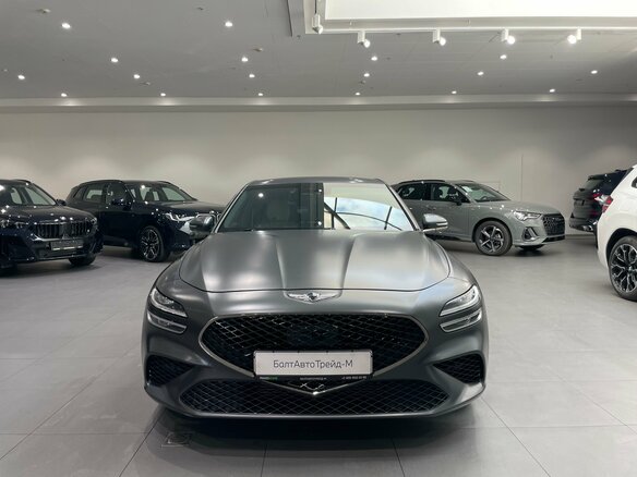 2021 Genesis G70 I Рестайлинг, серый, 3430000 рублей - вид 1