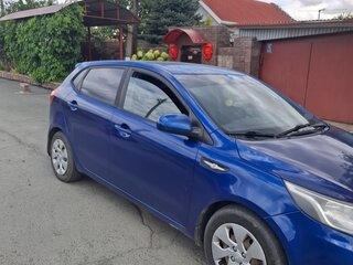 2013 Kia Rio III, синий, 540000 рублей, вид 4