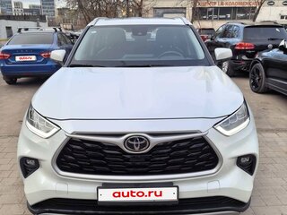 2024 Toyota Highlander IV (XU70), белый, 6000000 рублей, вид 3
