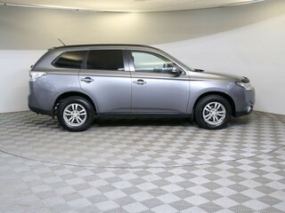 2012 Mitsubishi Outlander III, серый, 1290000 рублей, вид 4