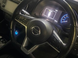 2019 Nissan Leaf II (ZE1), серебристый, 2420000 рублей, вид 5