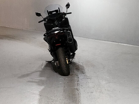 2022 Yamaha TMAX, зелёный, 1200000 рублей, вид 4
