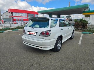 2001 Toyota Harrier I (XU10) Рестайлинг, белый, 860000 рублей, вид 2