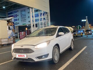2017 Ford Focus III Рестайлинг, белый, 750000 рублей, вид 1
