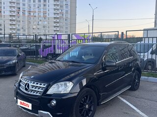 2011 Mercedes-Benz M-Класс 350 II (W164) Рестайлинг, чёрный, 1600000 рублей, вид 4