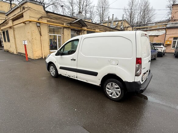 2015 Citroen Berlingo II Рестайлинг 2, белый, 430000 рублей - вид 2