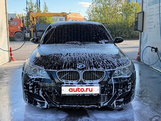 2005 BMW M5 IV (E60/E61), чёрный, 2400000 рублей, вид 3