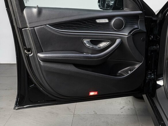 2019 Mercedes-Benz E-Класс 220 d V (W213, S213, C238), чёрный - вид 9