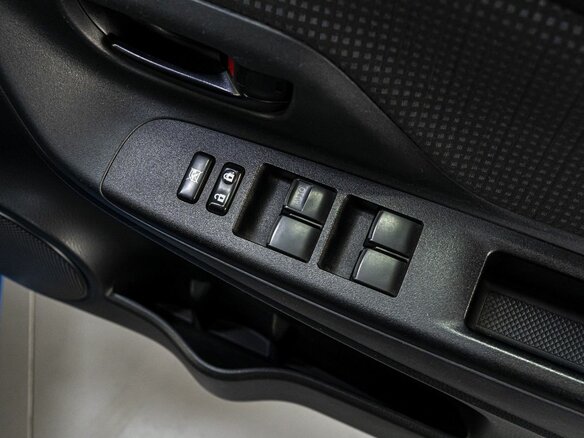 2017 Toyota Vitz III (XP130) Рестайлинг 2, синий, 1239000 рублей - вид 10
