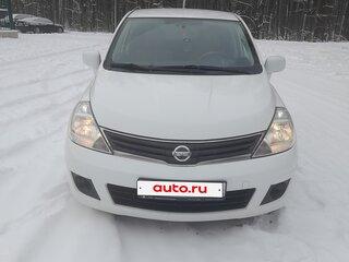2012 Nissan Tiida I Рестайлинг, белый, 650000 рублей, вид 2