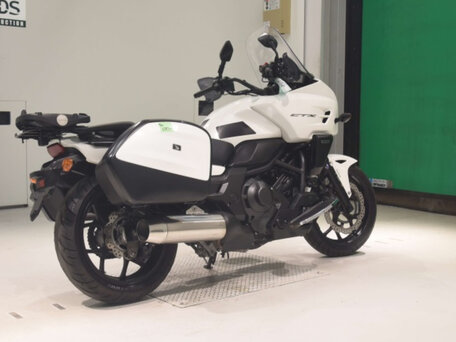 2013 Honda CTX 700, белый, 460000 рублей, вид 5