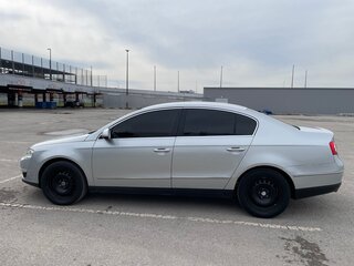 2009 Volkswagen Passat B6, серый, 585000 рублей, вид 4