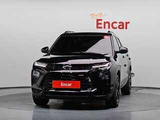 2023 Chevrolet TrailBlazer III, чёрный, 2737899 рублей, вид 2
