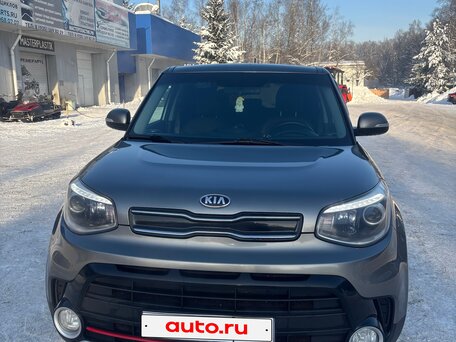2018 Kia Soul II Рестайлинг, серебристый, 1850000 рублей, вид 1