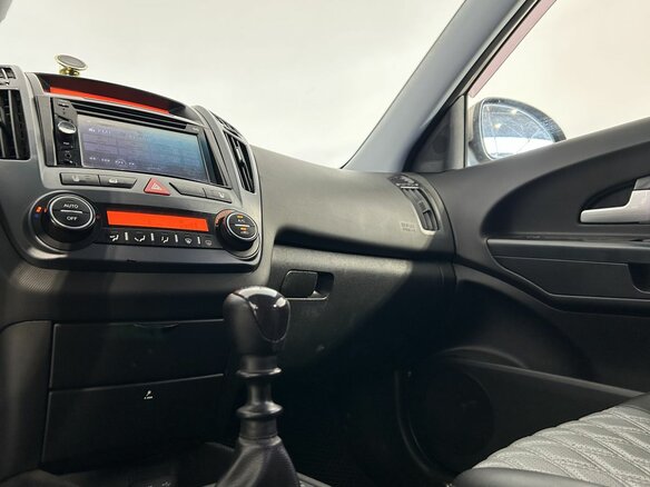 2009 Kia Ceed I, бежевый, 670000 рублей - вид 18