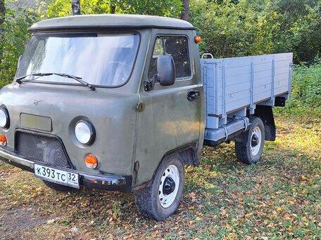2005 УАЗ 3303, зелёный, 320000 рублей, вид 1